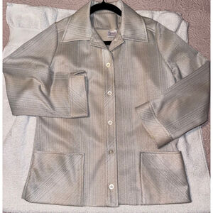 Vintage 100% polyester! California wear. Shiny lightweight jacket.